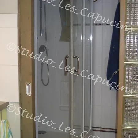 Les Capucins - Studio Cosy - Cour Privative - Wifi Appartamento *